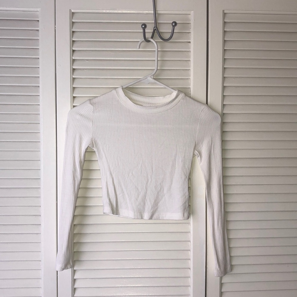 Long sleeve crop top!